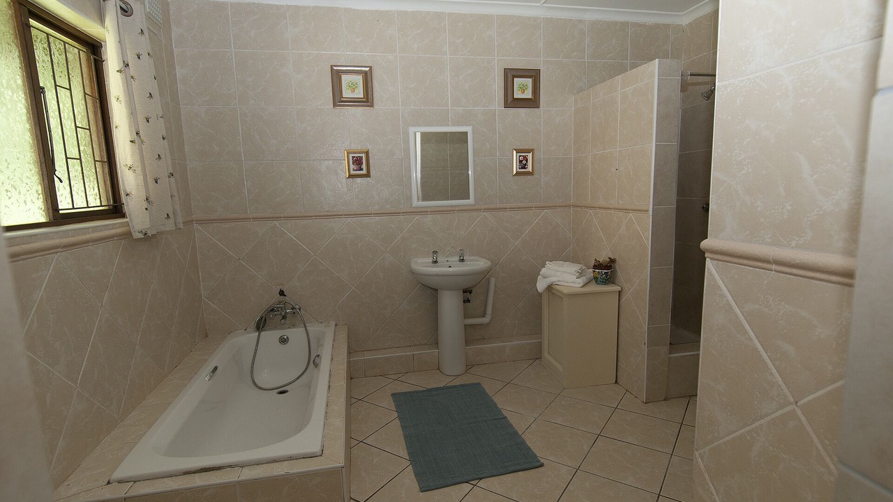 Photo of Bathroom in Illovo Beach
