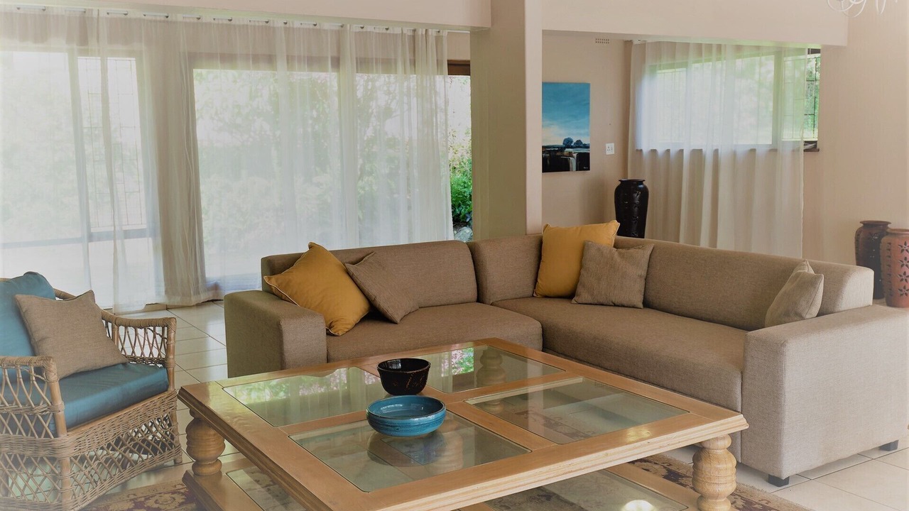 Photo of Livingroom in Illovo Beach