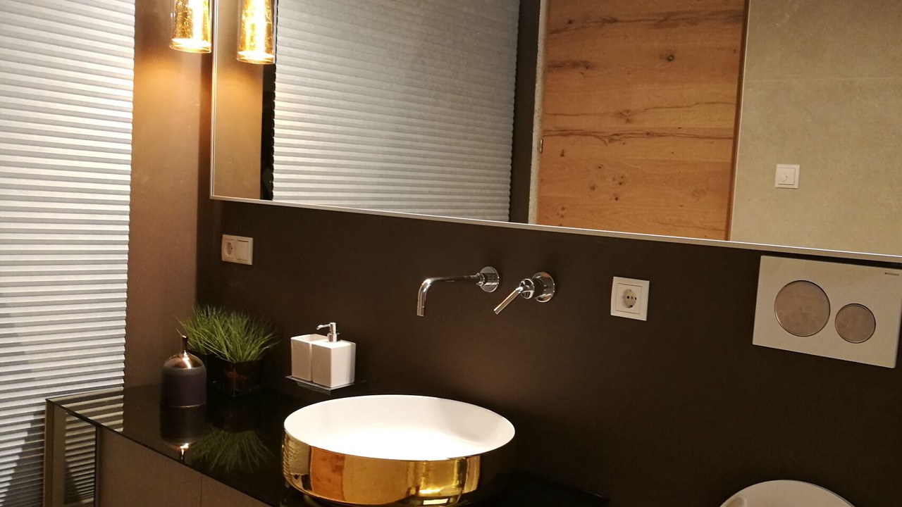 Photo of Bathroom in Gries - Quirein