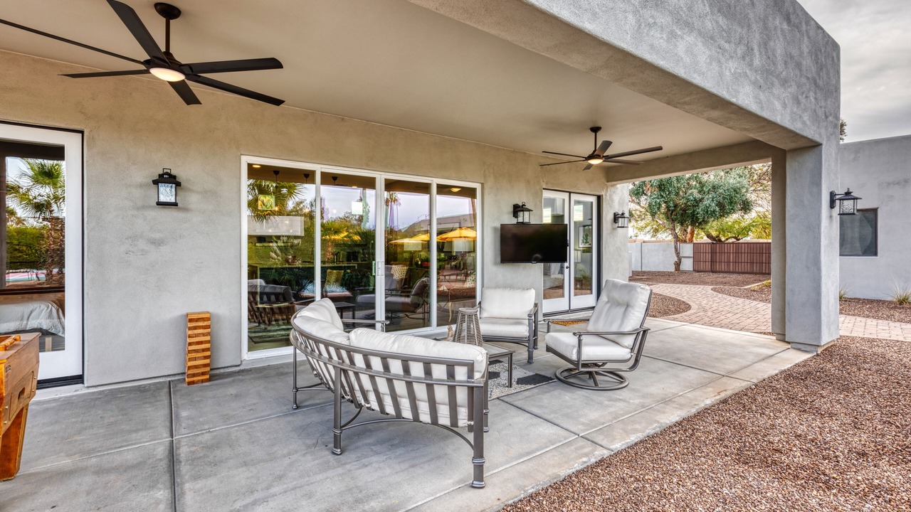 Photo of Patio Balcony in Tierra Feliz North