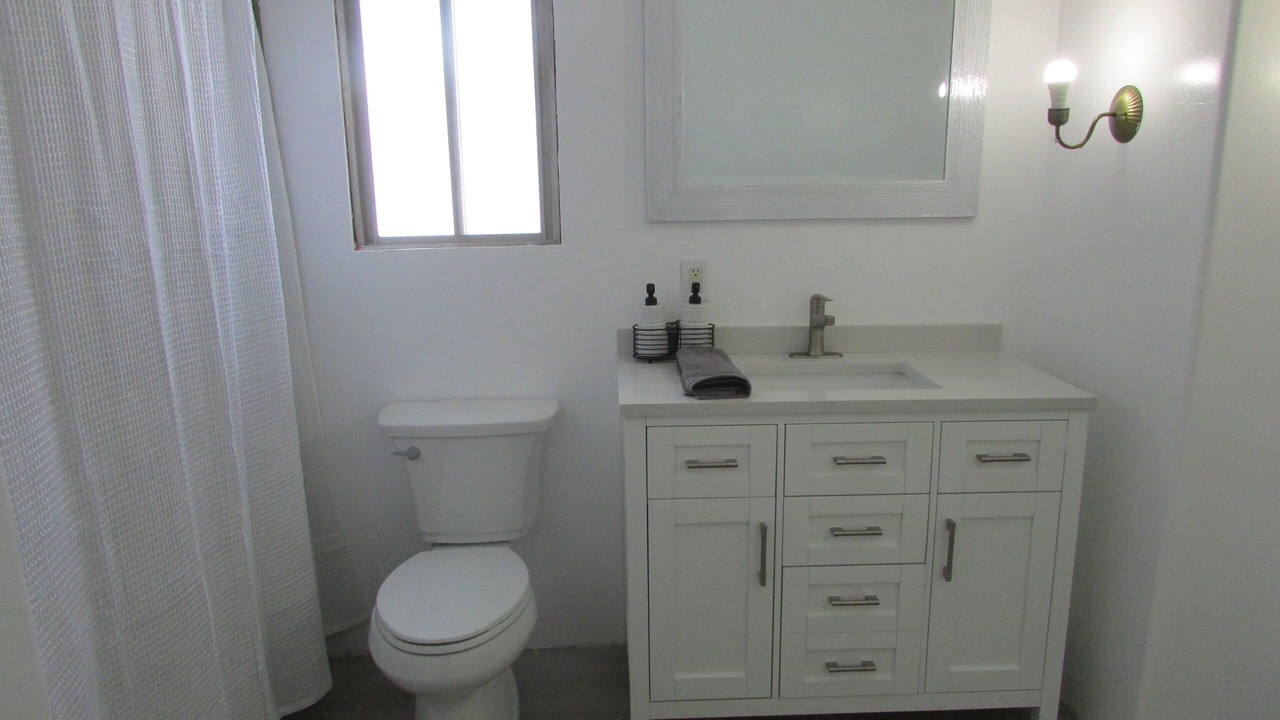 Photo of Bathroom in Hatch