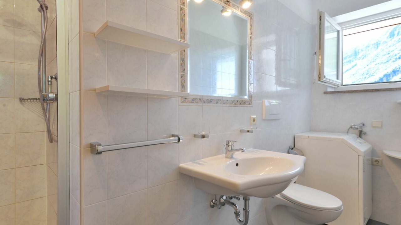 Photo of Bathroom in Andriano