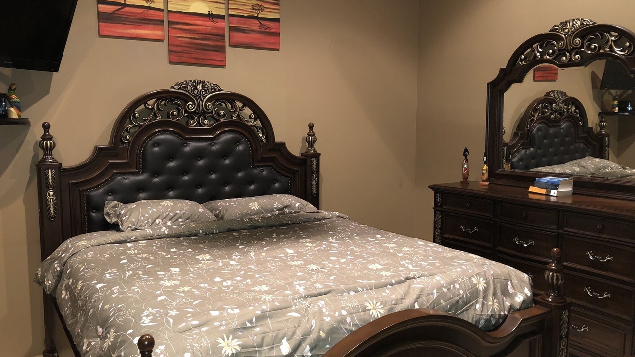 Photo of Bedroom in County Island