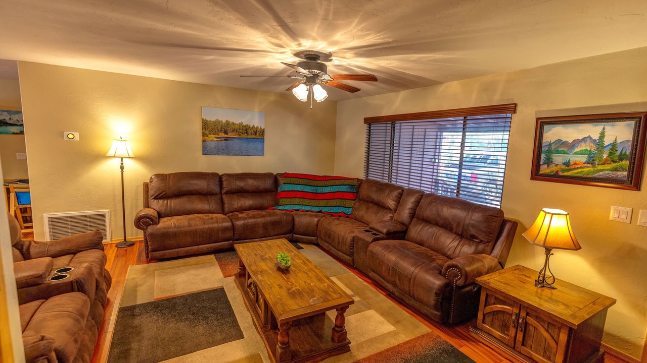 Photo of Livingroom in Pinetop