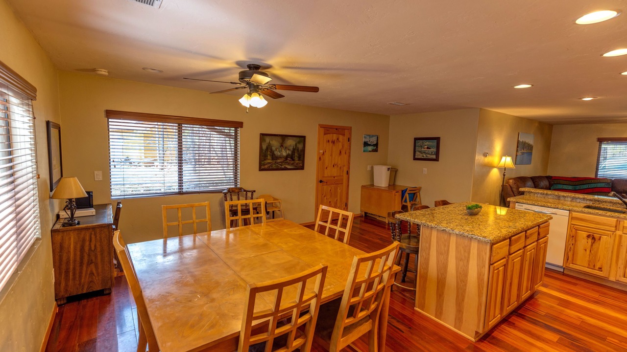 Photo of Bedroom in Pinetop