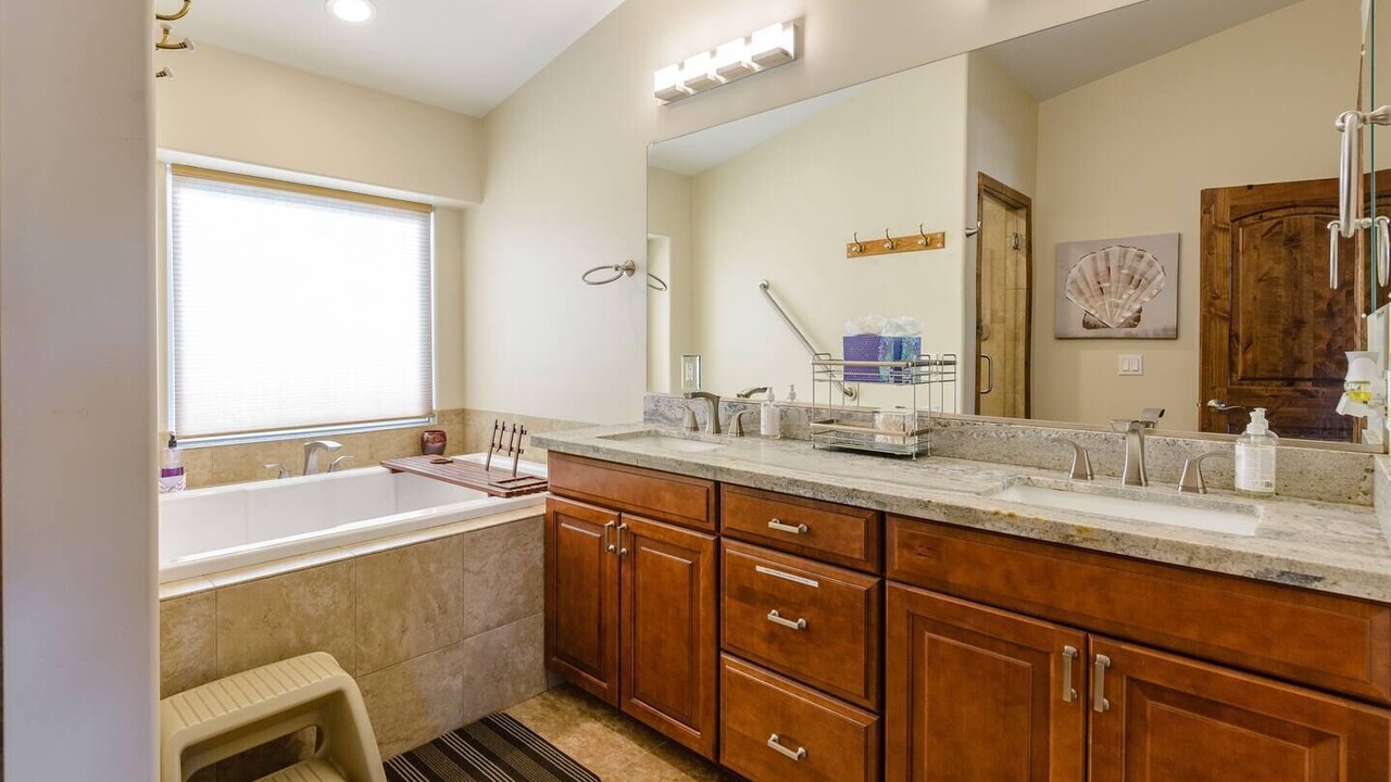 Photo of Bathroom in Villages At Queen Creek