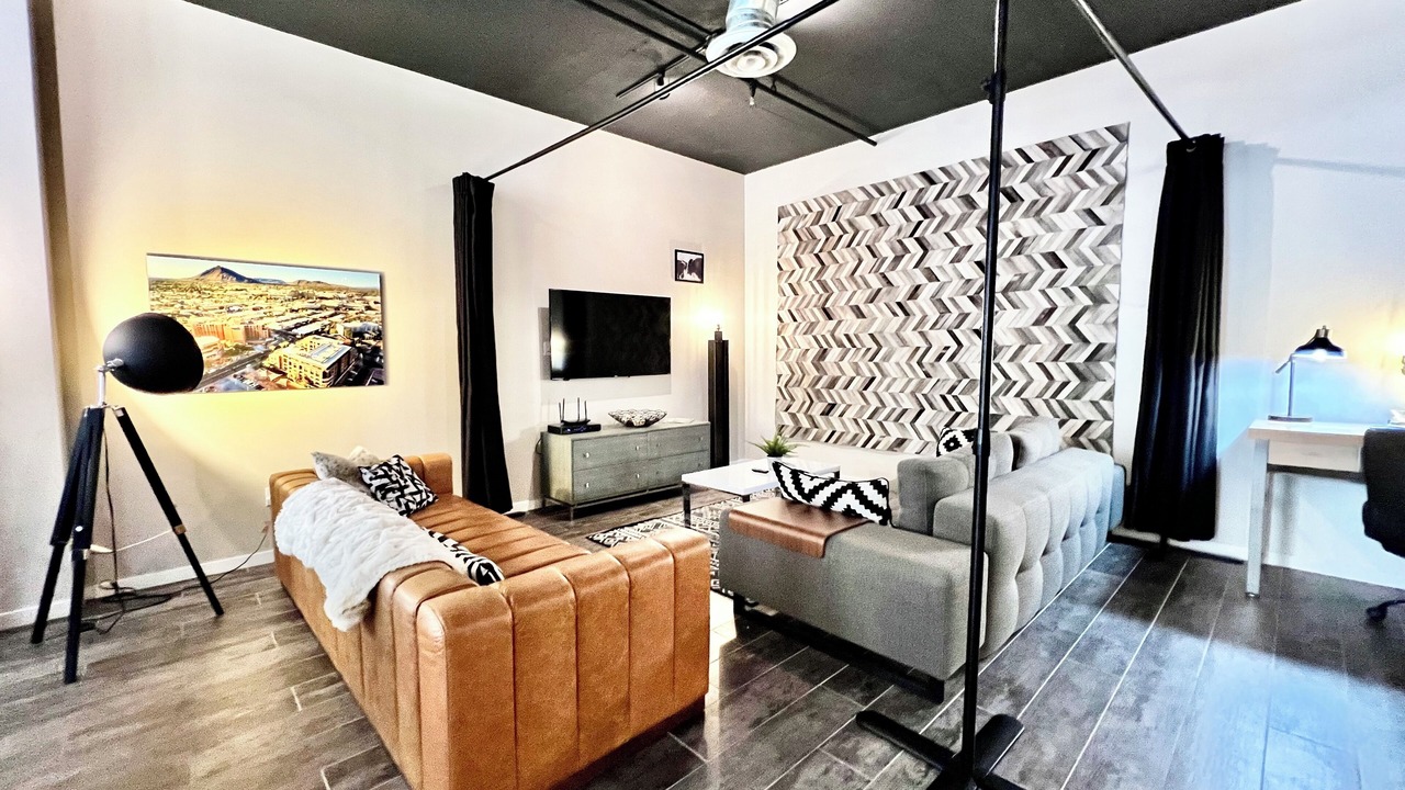 Photo of Livingroom in Brown and Stetson Business
