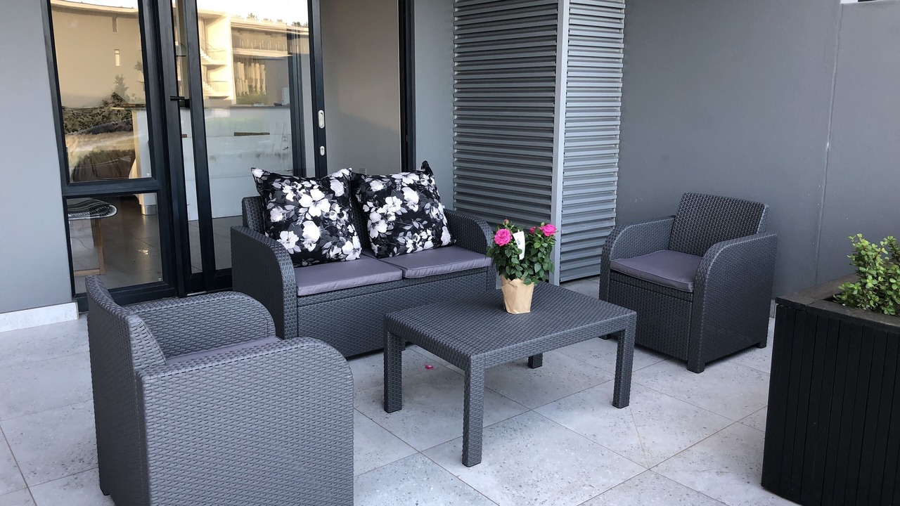 Photo of Patio Balcony in Hillhead