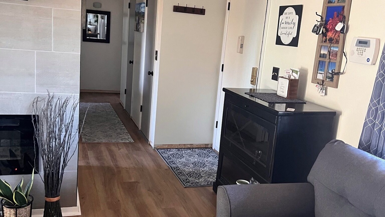 Photo of Livingroom in Sun City