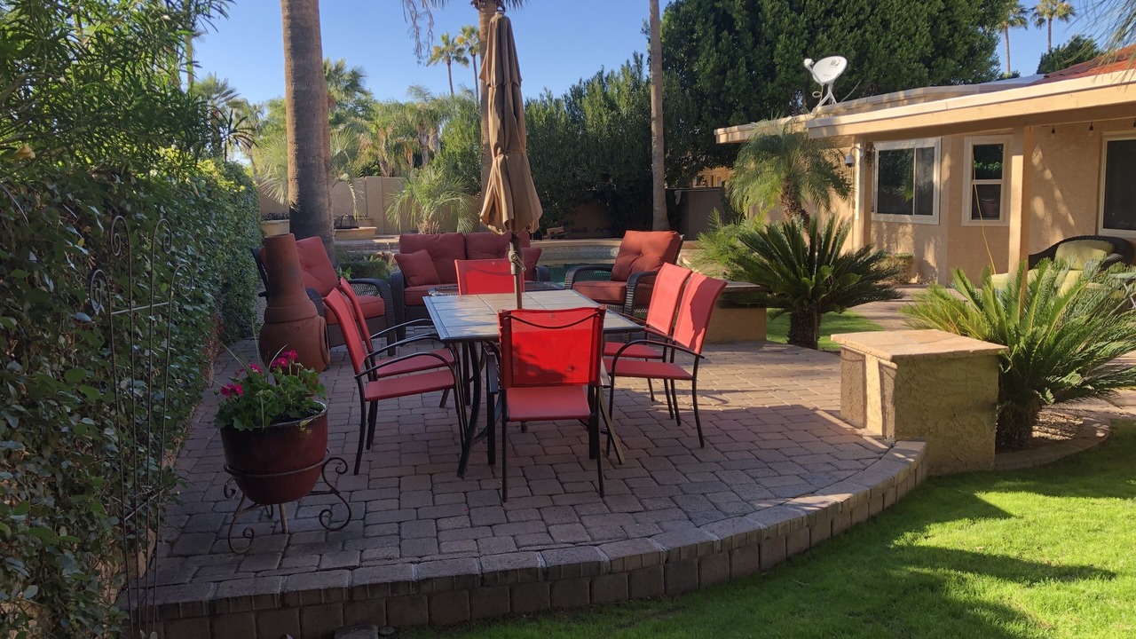 Photo of Outdoor in Paradise Valley Village