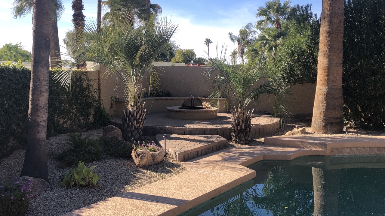 Photo of Outdoor in Paradise Valley Village