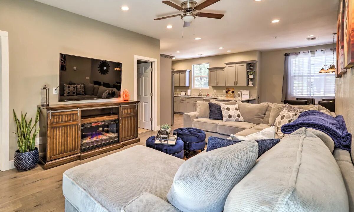 Photo of Livingroom in Flagstaff