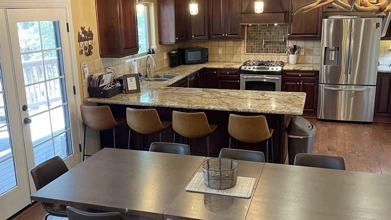 Photo of Kitchen in Pine