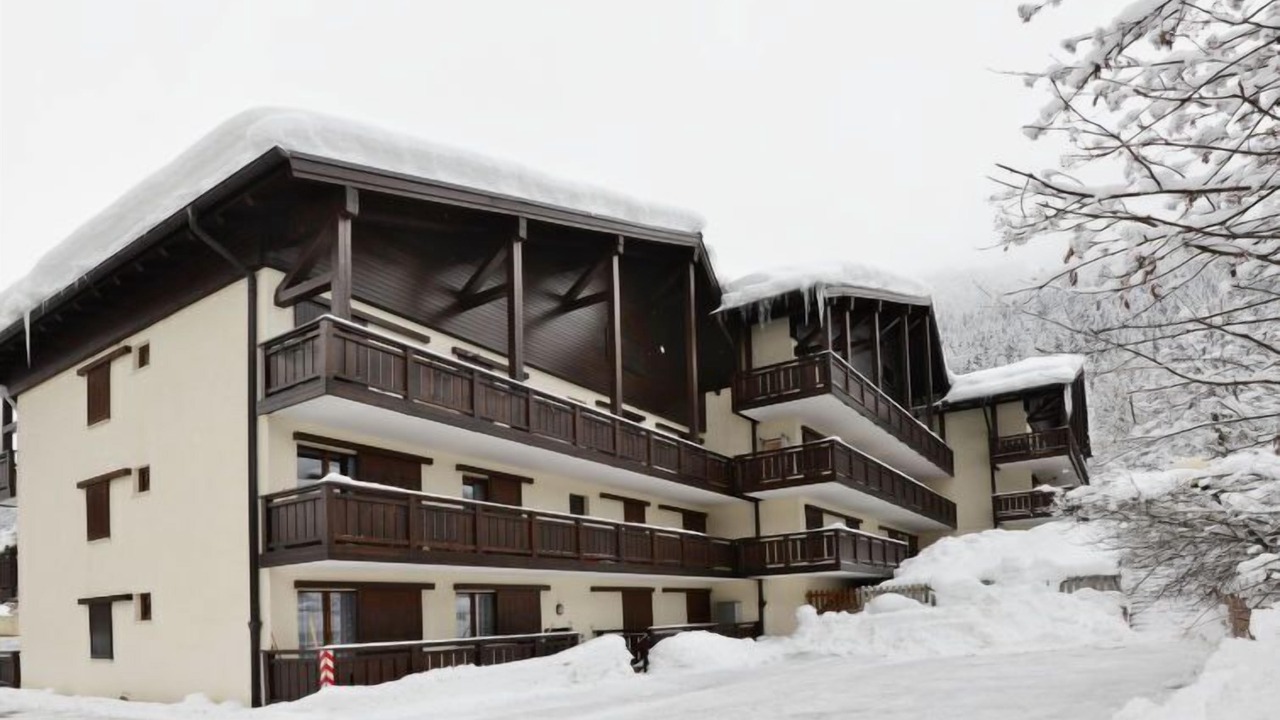 Photo of Others in Alba