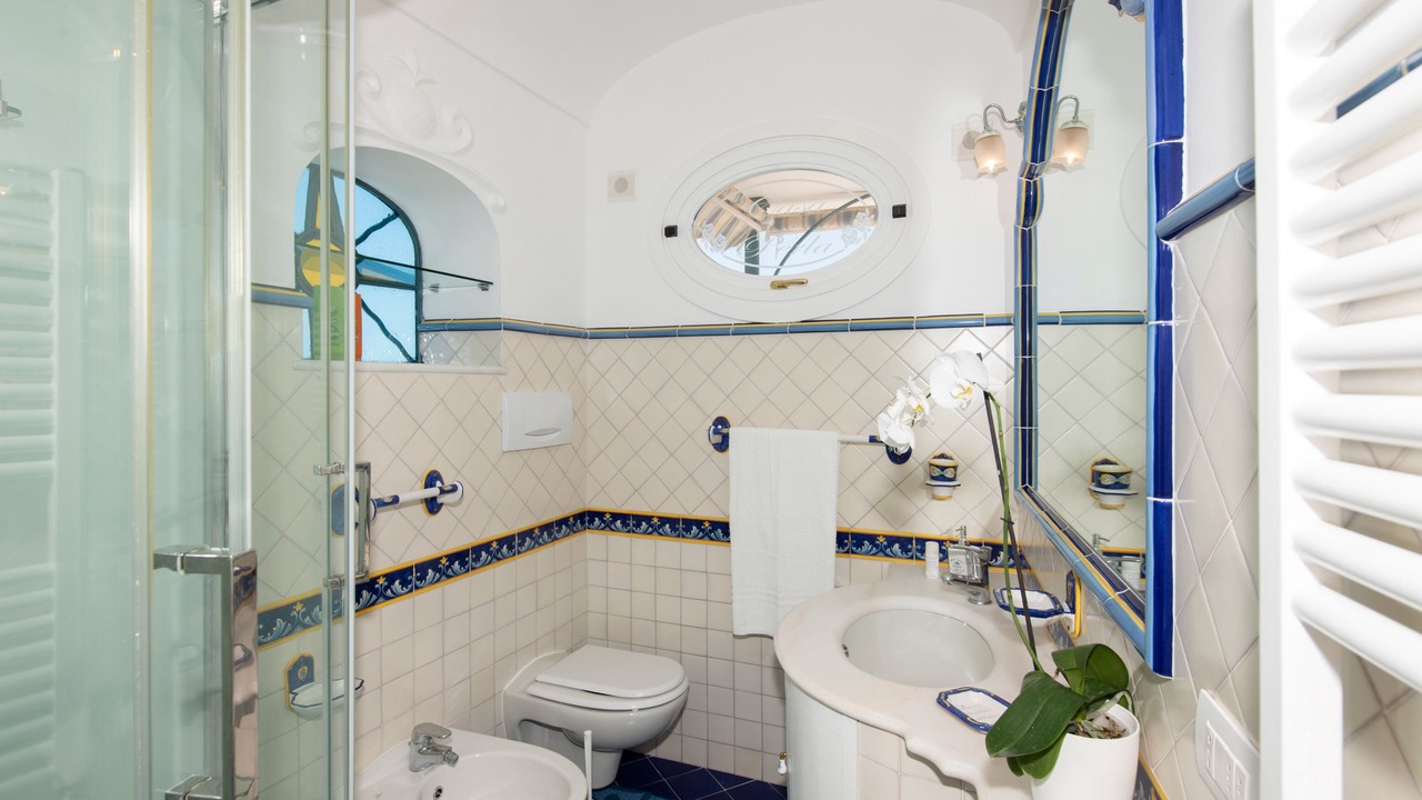 Photo of Bathroom in Chiesa Nuova