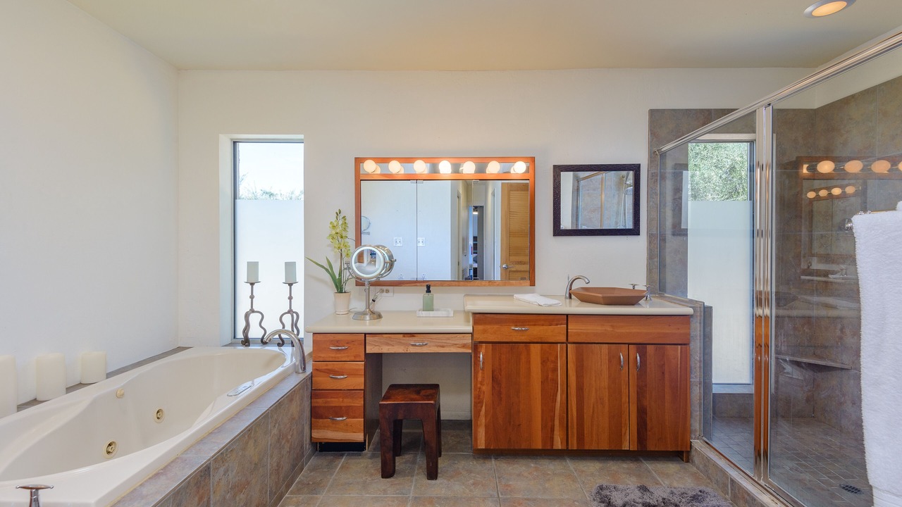Photo of Bathroom in Central Scottsdale