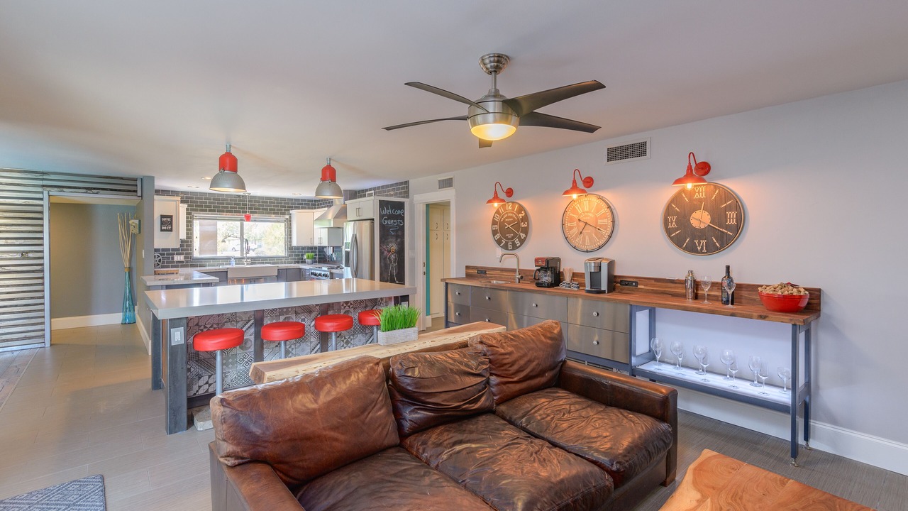 Photo of Livingroom in Central Scottsdale