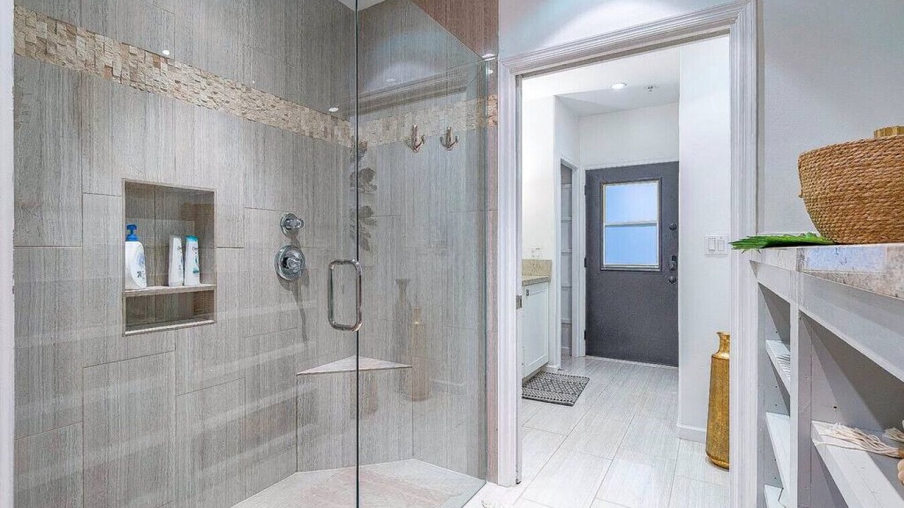 Photo of Bathroom in Paradise Valley Ranchos