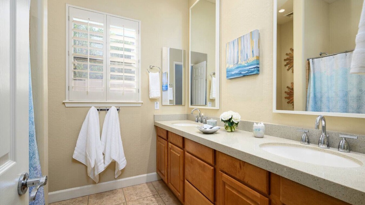 Photo of Bathroom in Talon Retreat