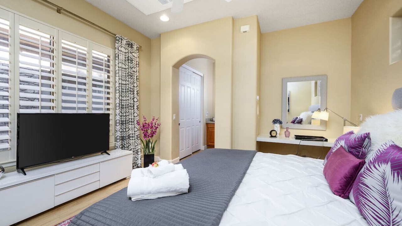 Photo of Bedroom in Talon Retreat