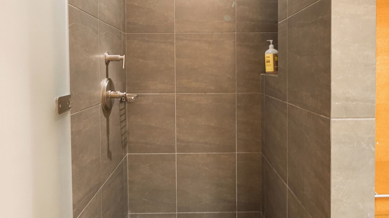 Photo of Bathroom in Pinnacle Peak