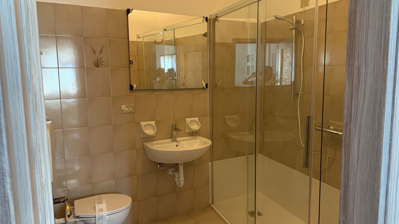 Photo of Bathroom in Darzo