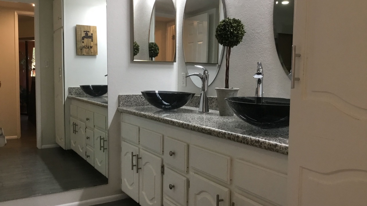 Photo of Bathroom in Paradise Valley Village