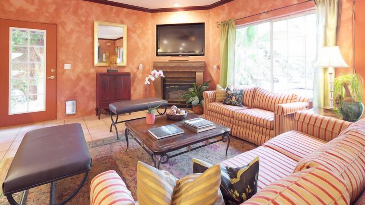 Photo of Livingroom in Camelback East