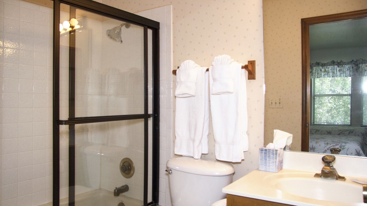 Photo of Bathroom in Pinetop