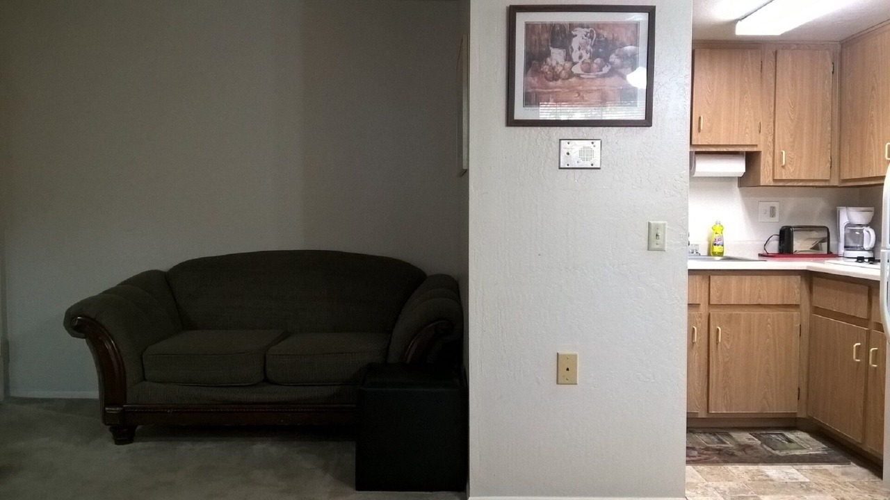 Photo of Livingroom in Surprise