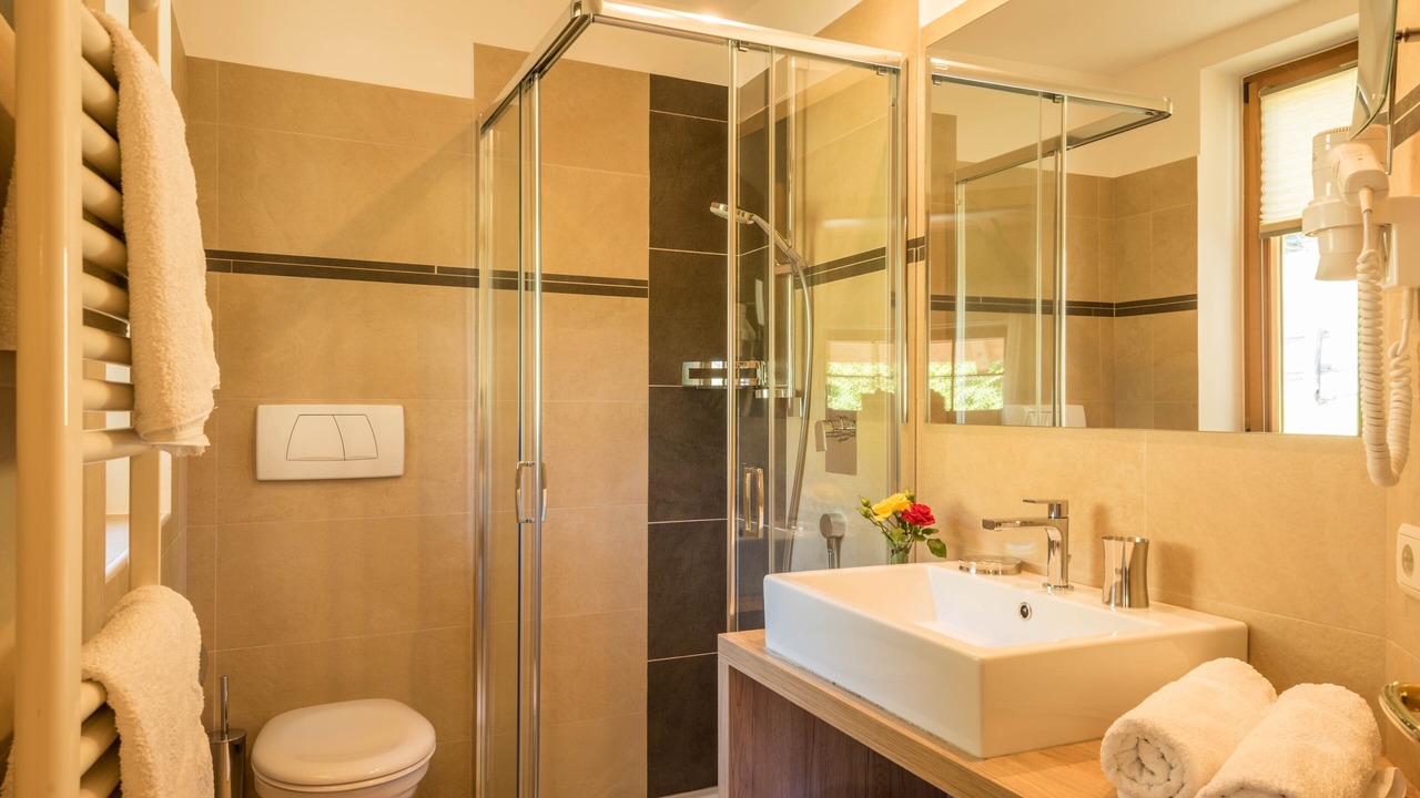 Photo of Bathroom in Lajen