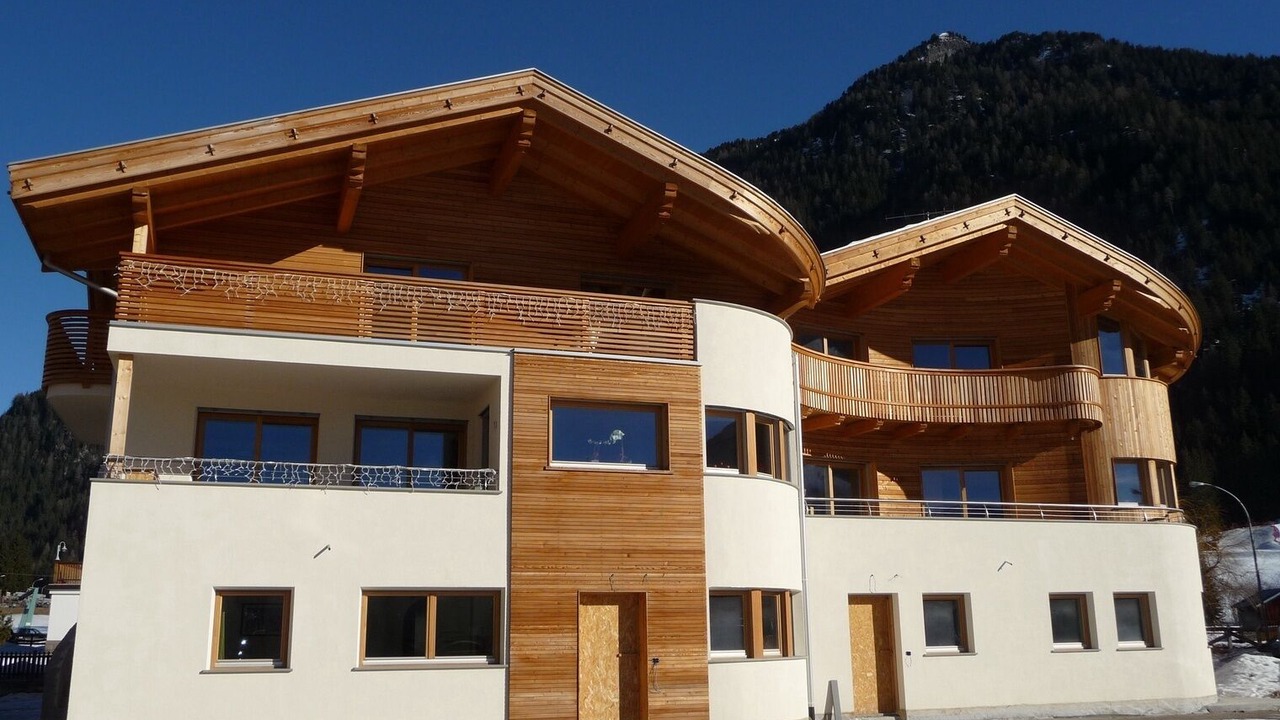 Photo of Outdoor in Pera
