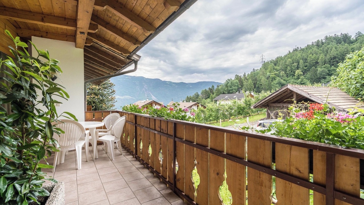 Photo of Outdoor in Lana