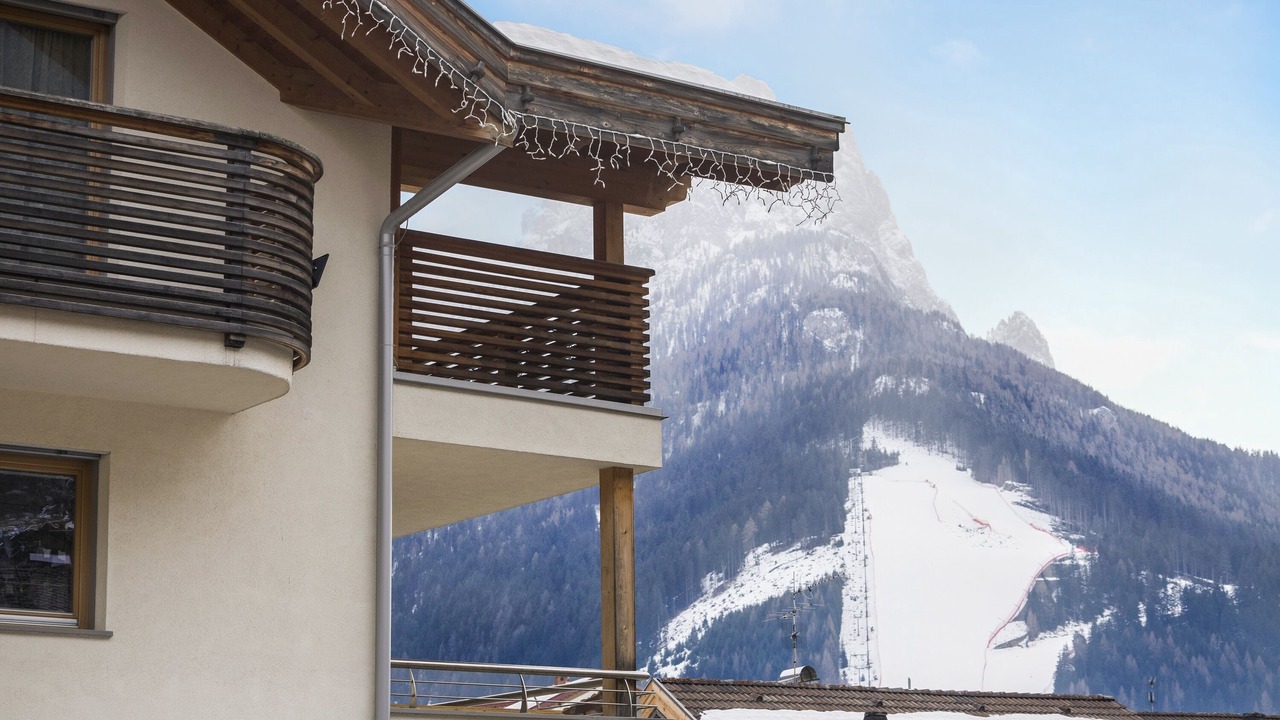 Photo of Outdoor in Pera