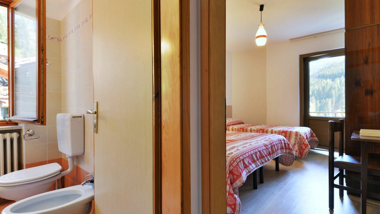 Photo of Bathroom in Moena