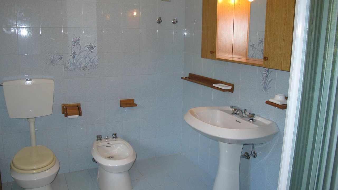 Photo of Bathroom in Calceranica al Lago