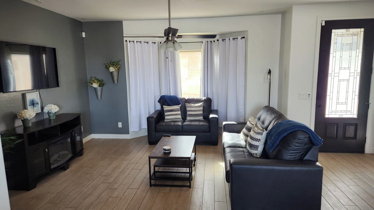 Photo of Livingroom in San Tan Valley
