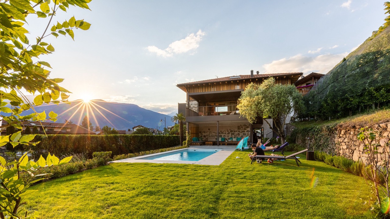 Photo of Outdoor in Postal