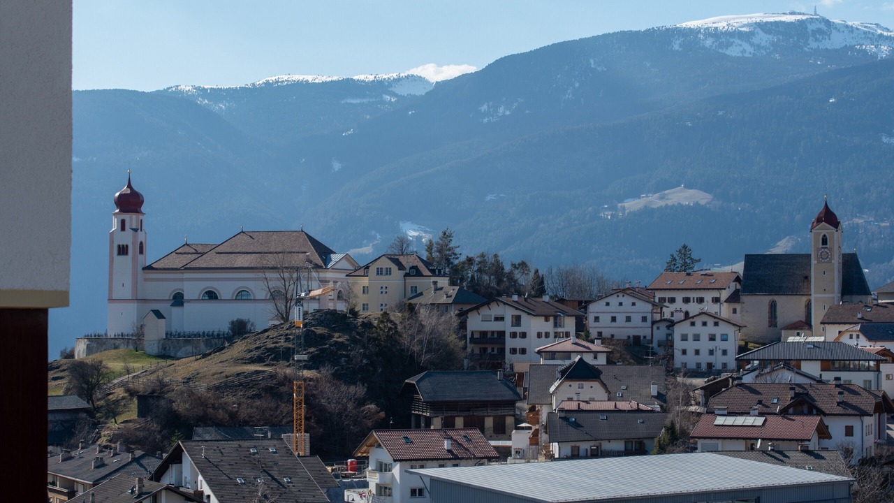 Photo of Others in Lajen