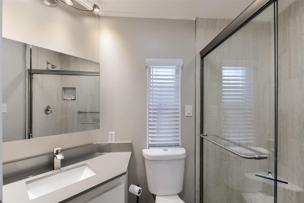Photo of Bathroom in Fountain of the Sun