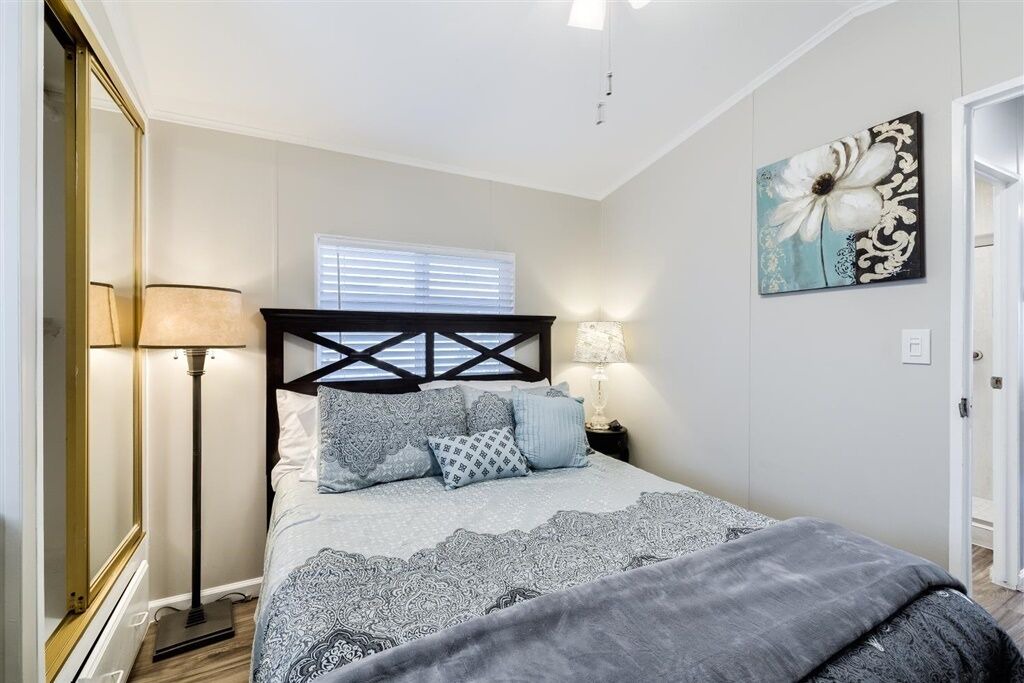Photo of Bedroom in Fountain of the Sun