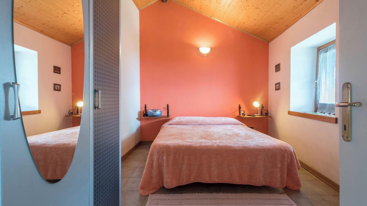 Photo of Bedroom in Bolognano-Vignole