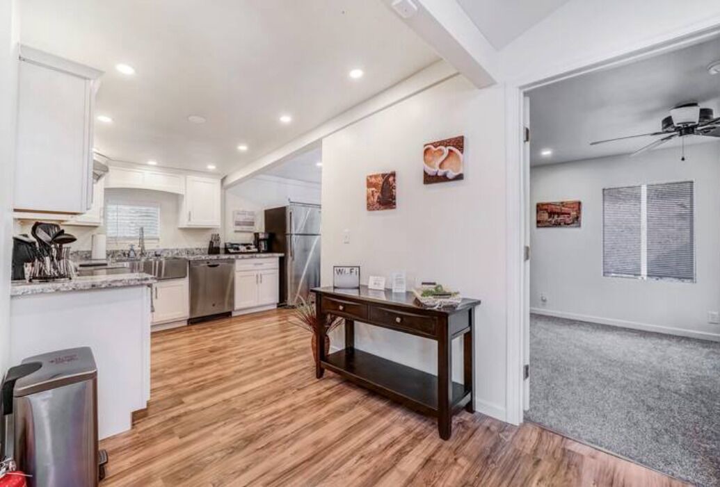 Photo of Kitchen in Globe