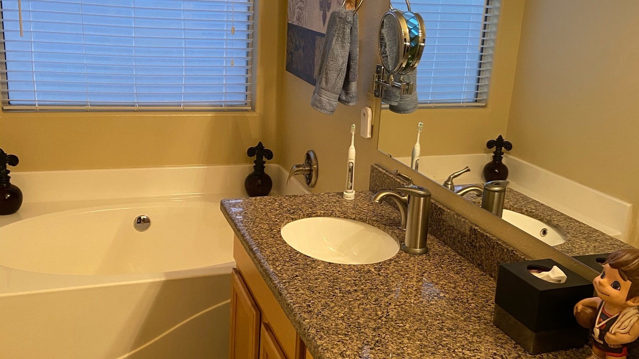 Photo of Bathroom in Tatum Ranch
