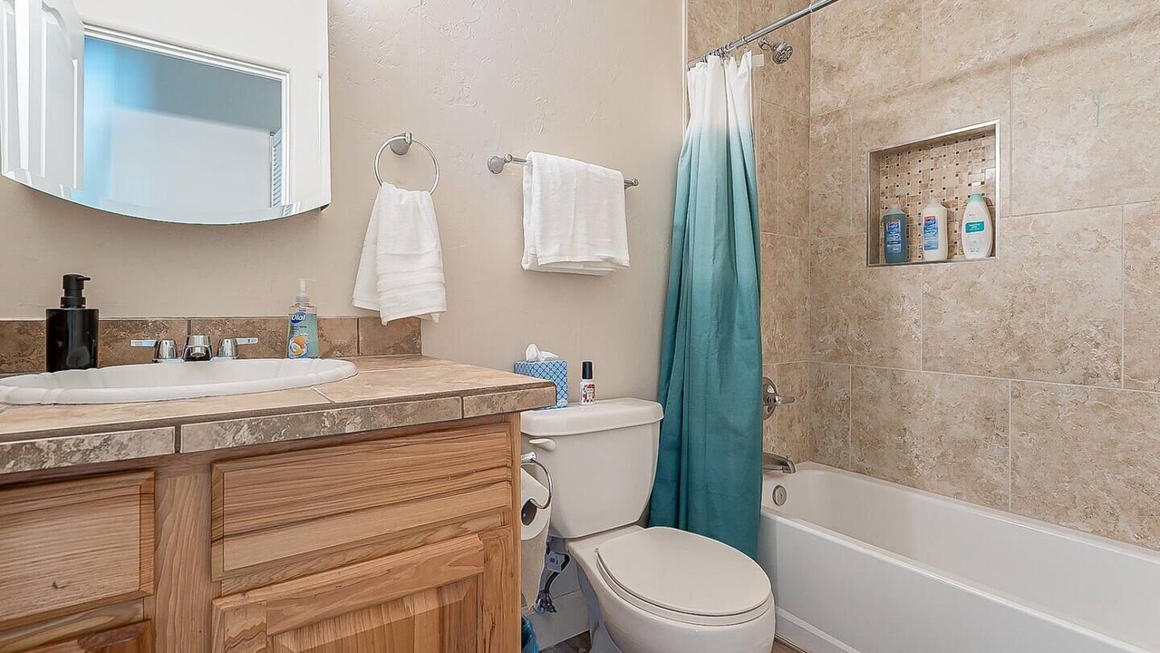 Photo of Bathroom in Golden Springs