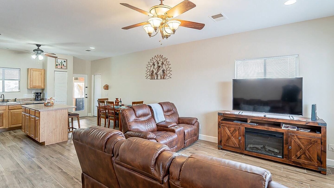 Photo of Bedroom in Golden Springs