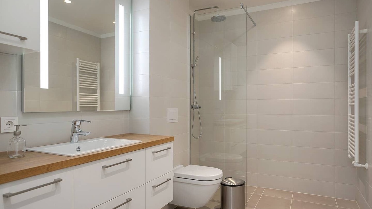 Photo of Bathroom in Hliðar