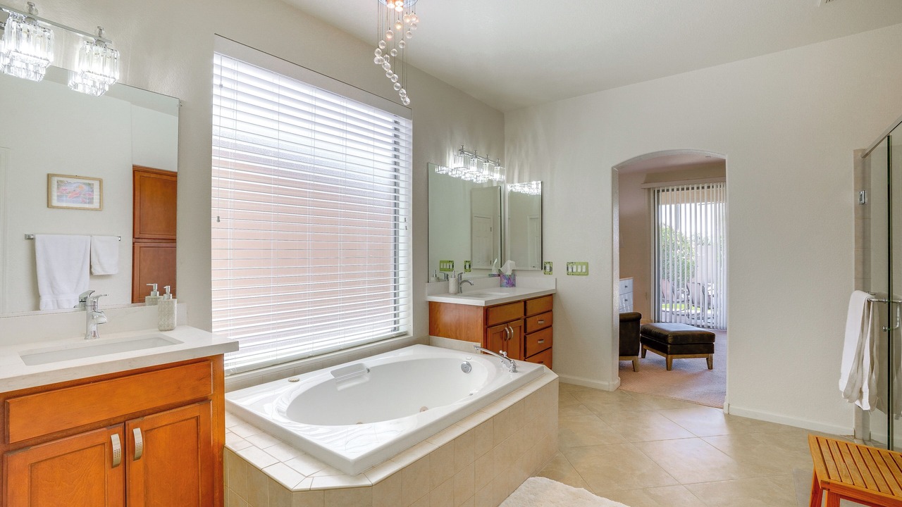 Photo of Bathroom in Pebblecreek