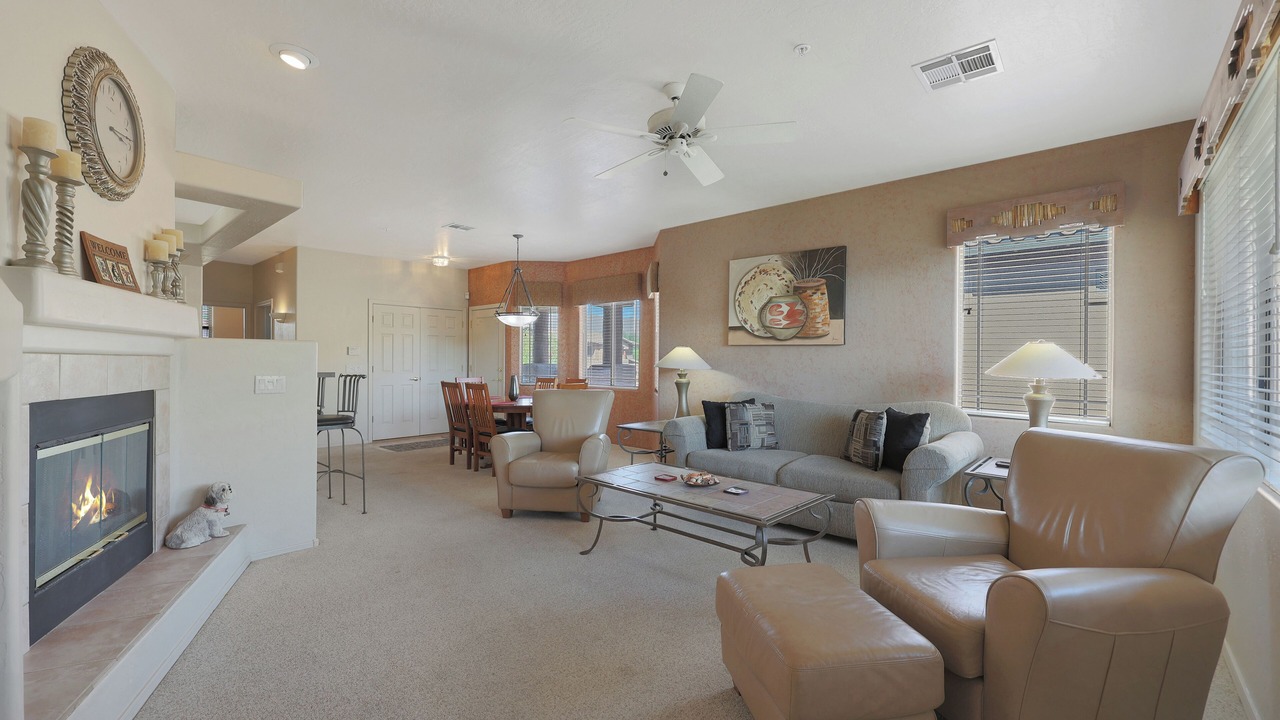 Photo of Livingroom in Central Scottsdale