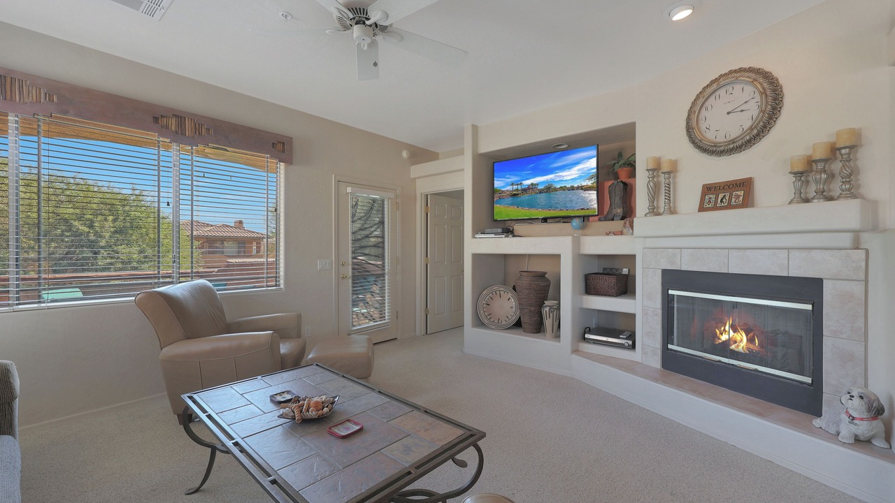Photo of Livingroom in Central Scottsdale
